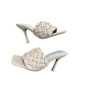 Steve Madden Womens JARINA Sandal Size 7.5